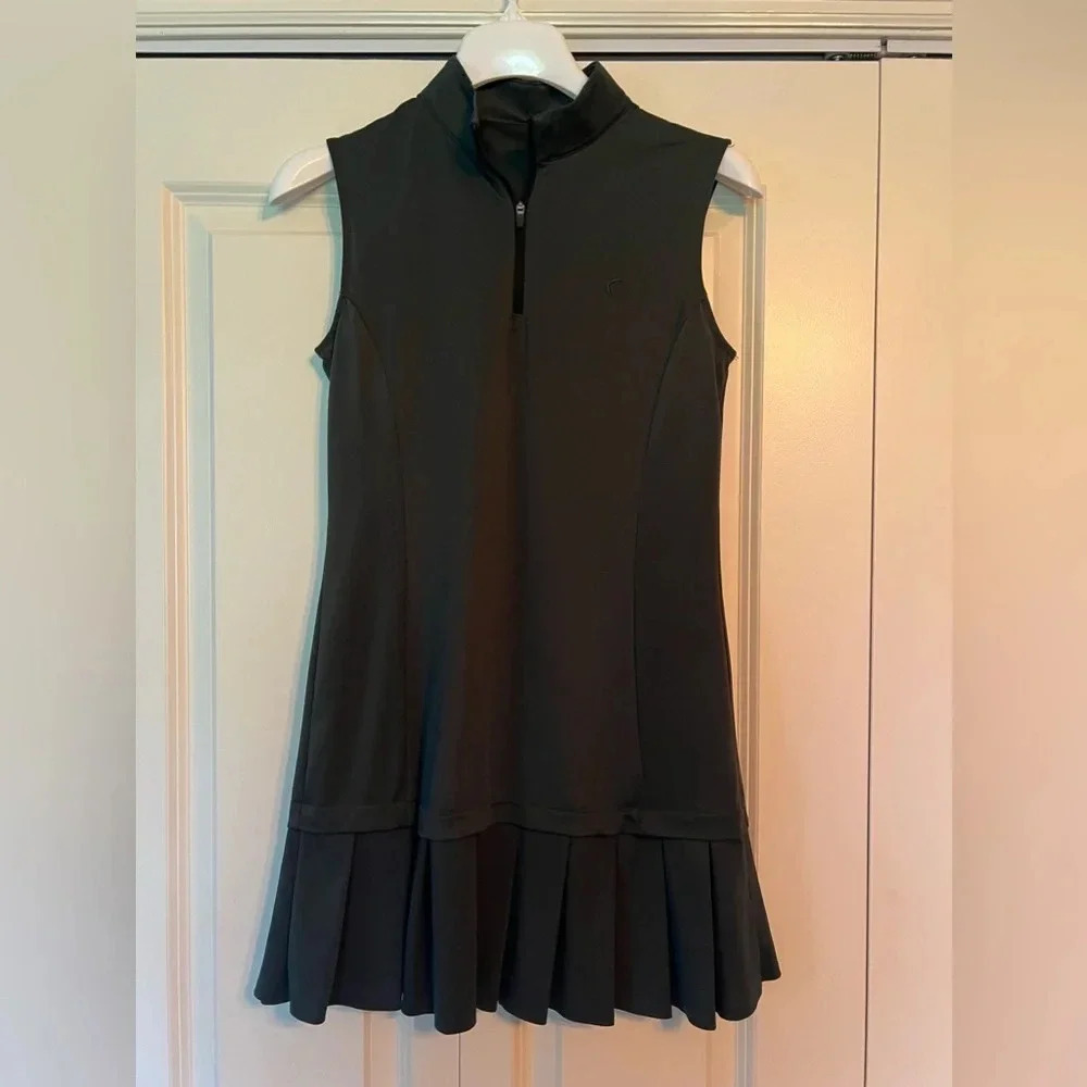 Zyia Active Ivy Clubhouse dress. Size XS.